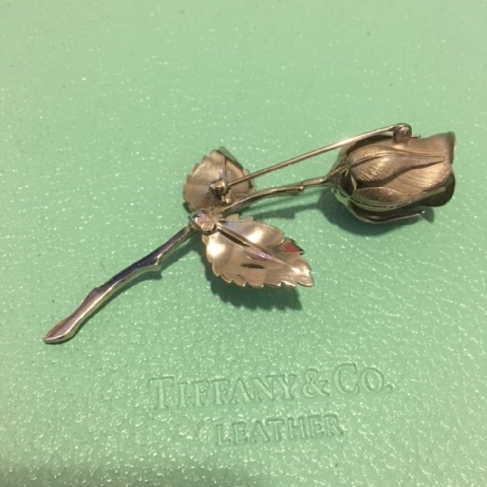 🔥 BUNDLE ONLY 🔥Silver Vintage Rose Brooch - Picture 2 of 2